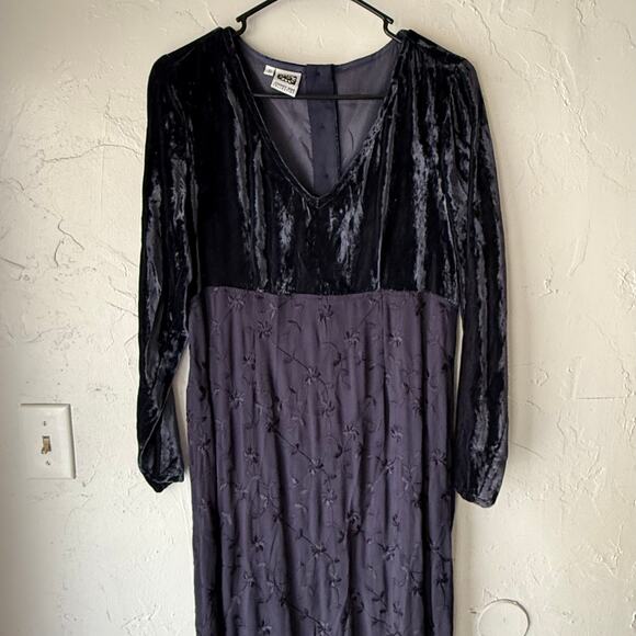 Johnny Was Oversized Small Vintage 90s Blue Whimsigoth Velvet Maxi Floral Dress - Picture 2 of 10